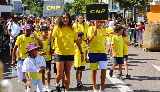 défilé foire de bras panon 2024